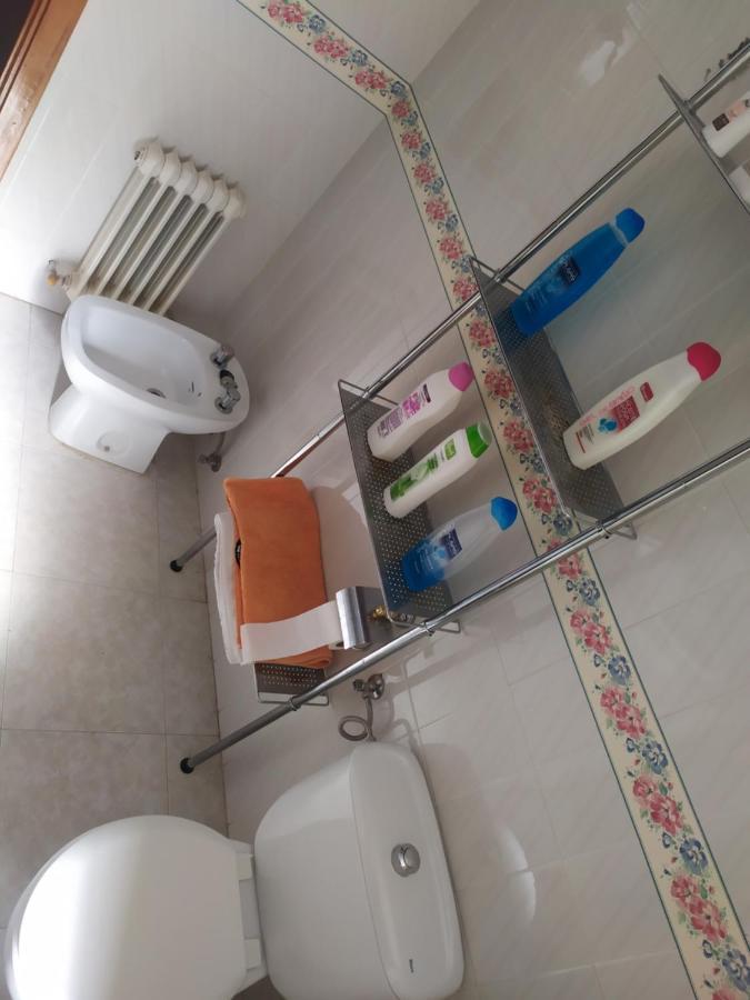 Habitacion Privada Triple トレド エクステリア 写真