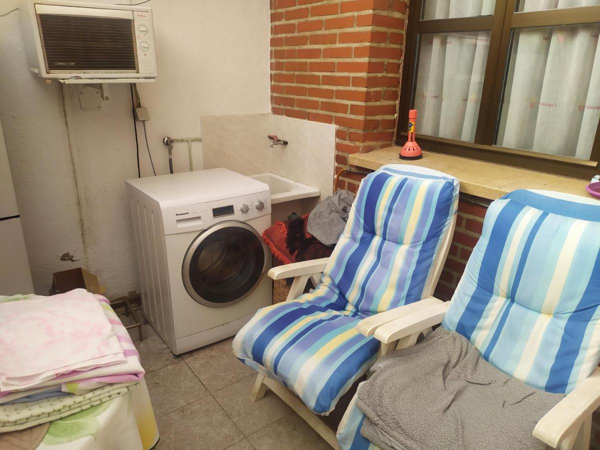 Habitacion Privada Triple トレド エクステリア 写真