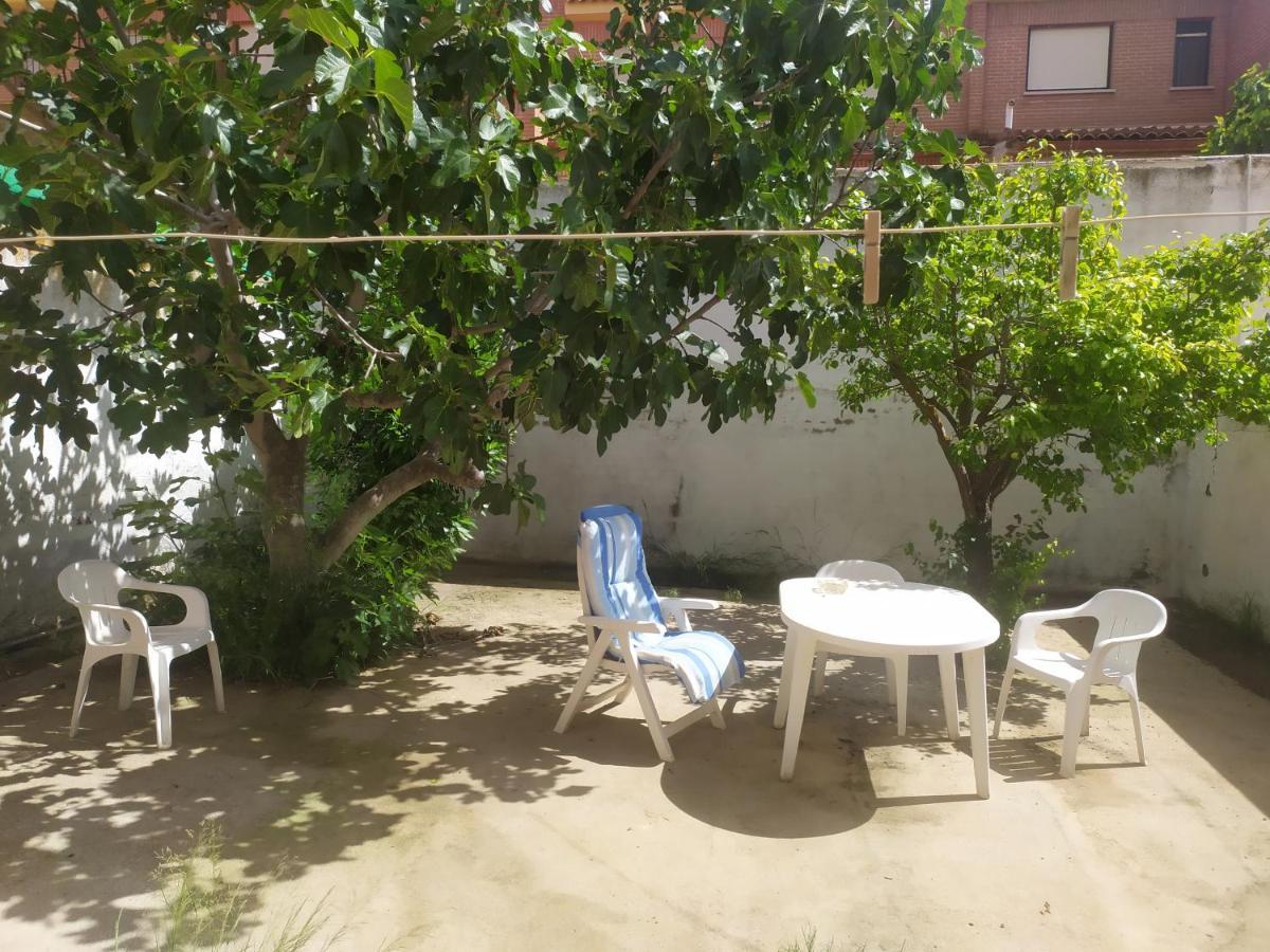 Habitacion Privada Triple トレド エクステリア 写真