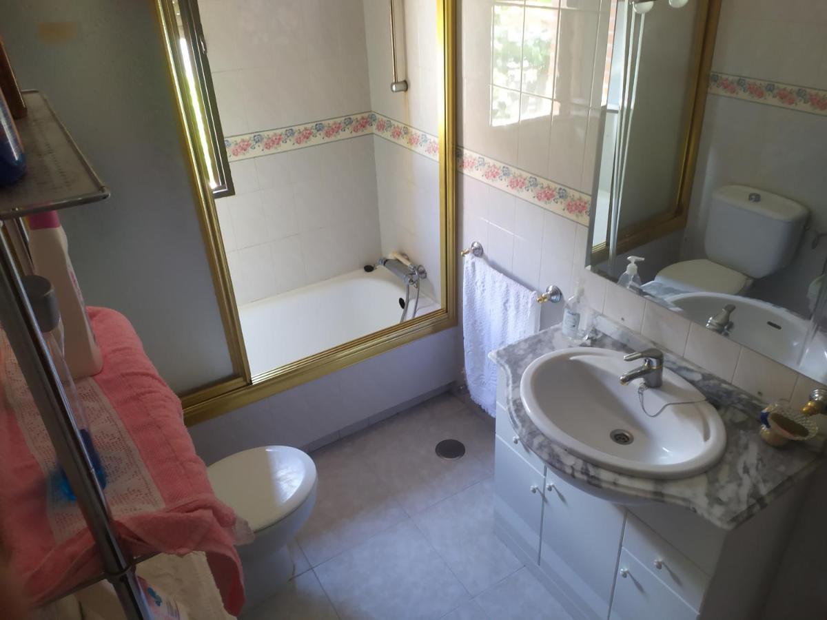 Habitacion Privada Triple トレド エクステリア 写真