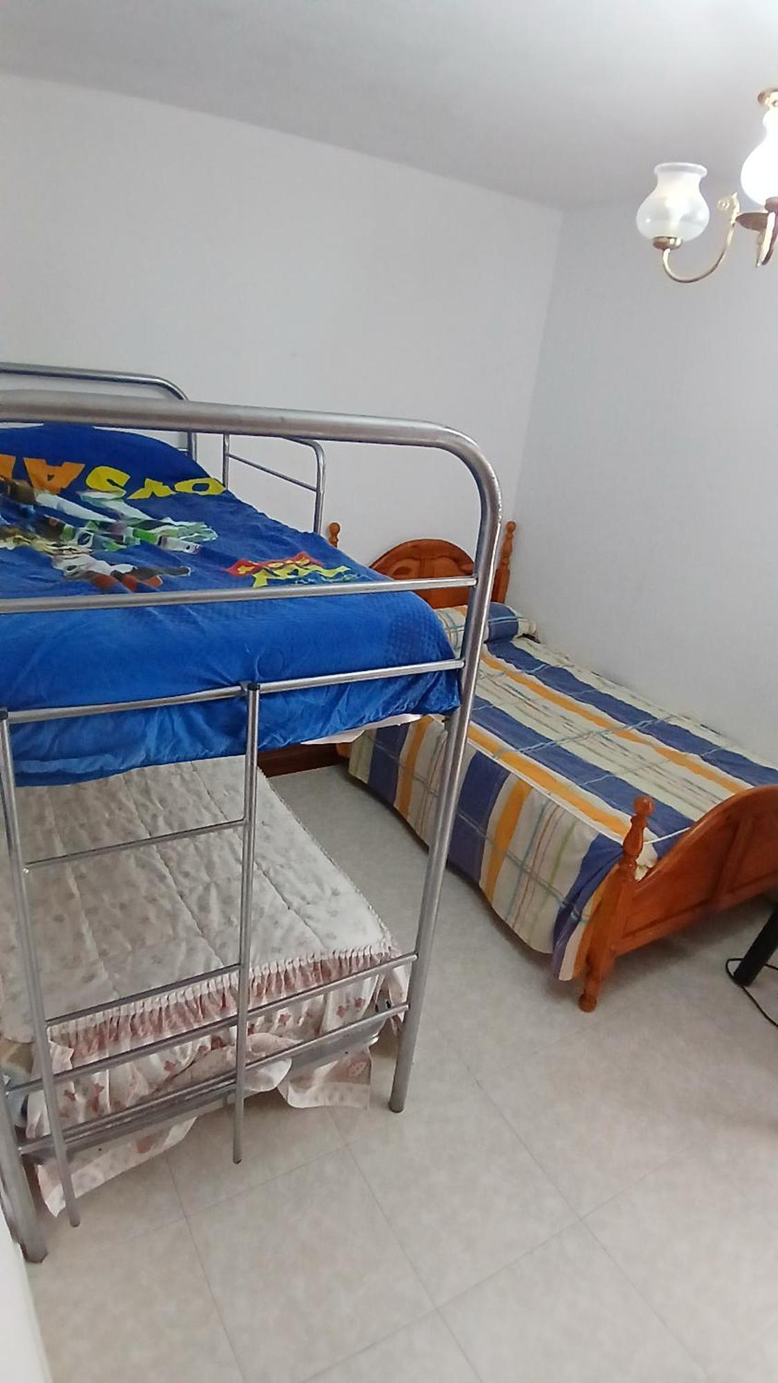 Habitacion Privada Triple トレド エクステリア 写真